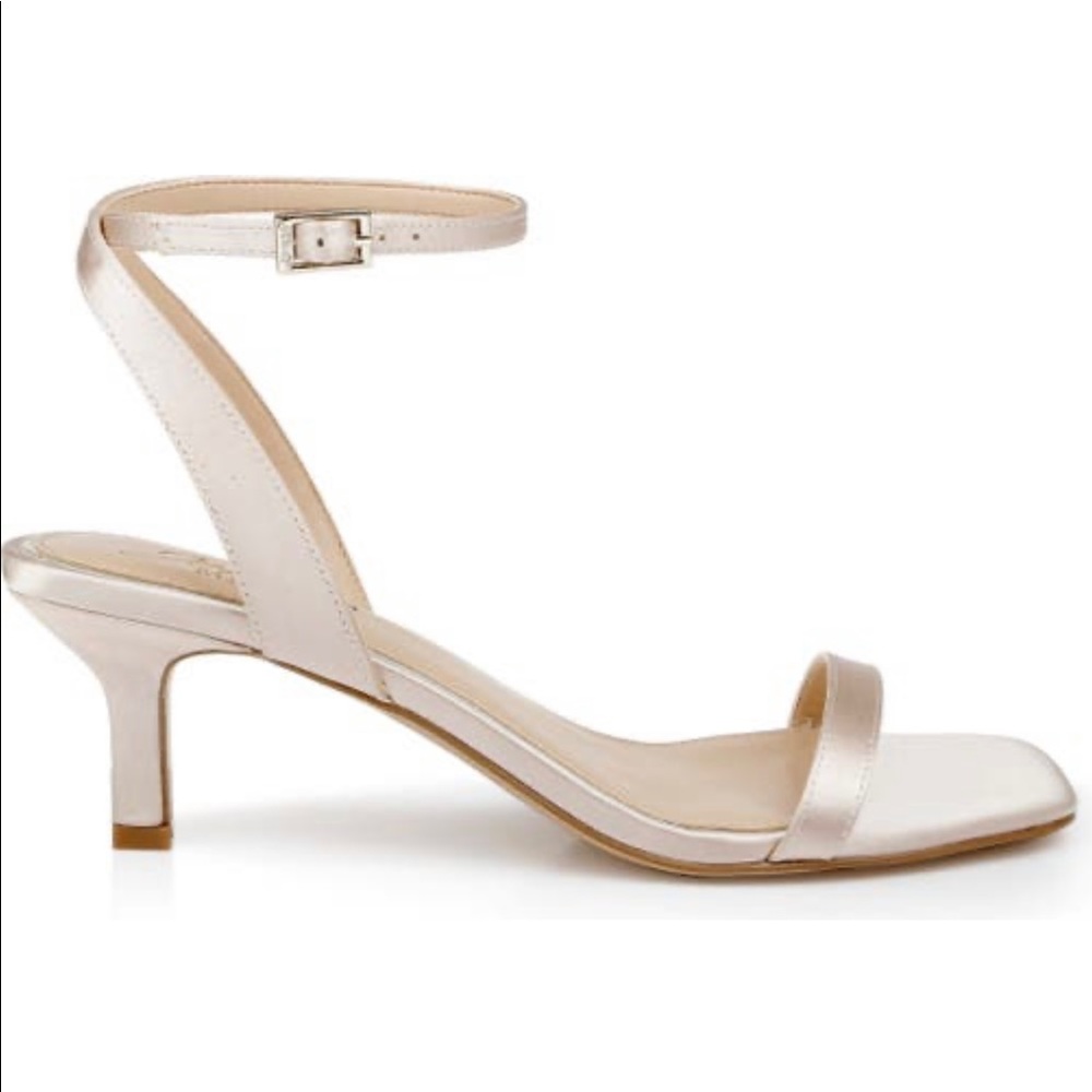 Jewel Badgley Mischka Sandals